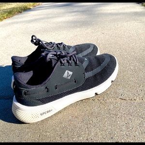Women’s Sperry 7 SEAS Boat shoe